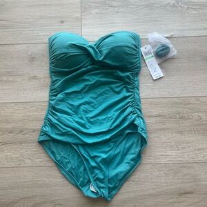 Anne Cole SZ 8 Twist Front Shirred Bandeau One-Piece W/Adjustable Strap NWT